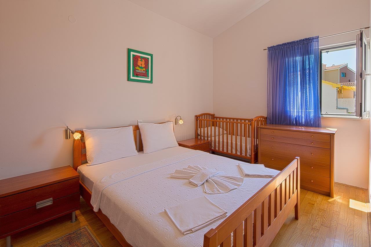 Apartment Ivanovic Family Bečići Exteriör bild